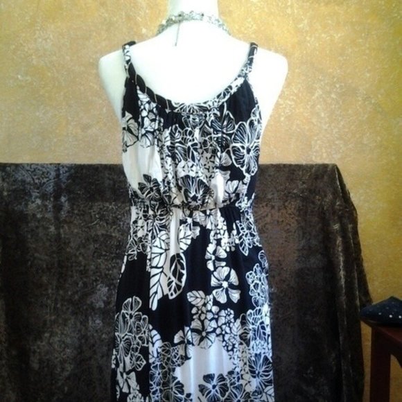 Spaghetti Strap Black and White Summer Dress Midi Sz M NWT - Picture 3 of 5